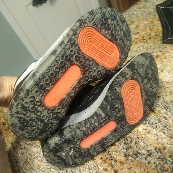 Size 8.5 - Nike KD 13 Oreo 2020 - CI9948-004 Basketball Walking - Picture 11 of 12